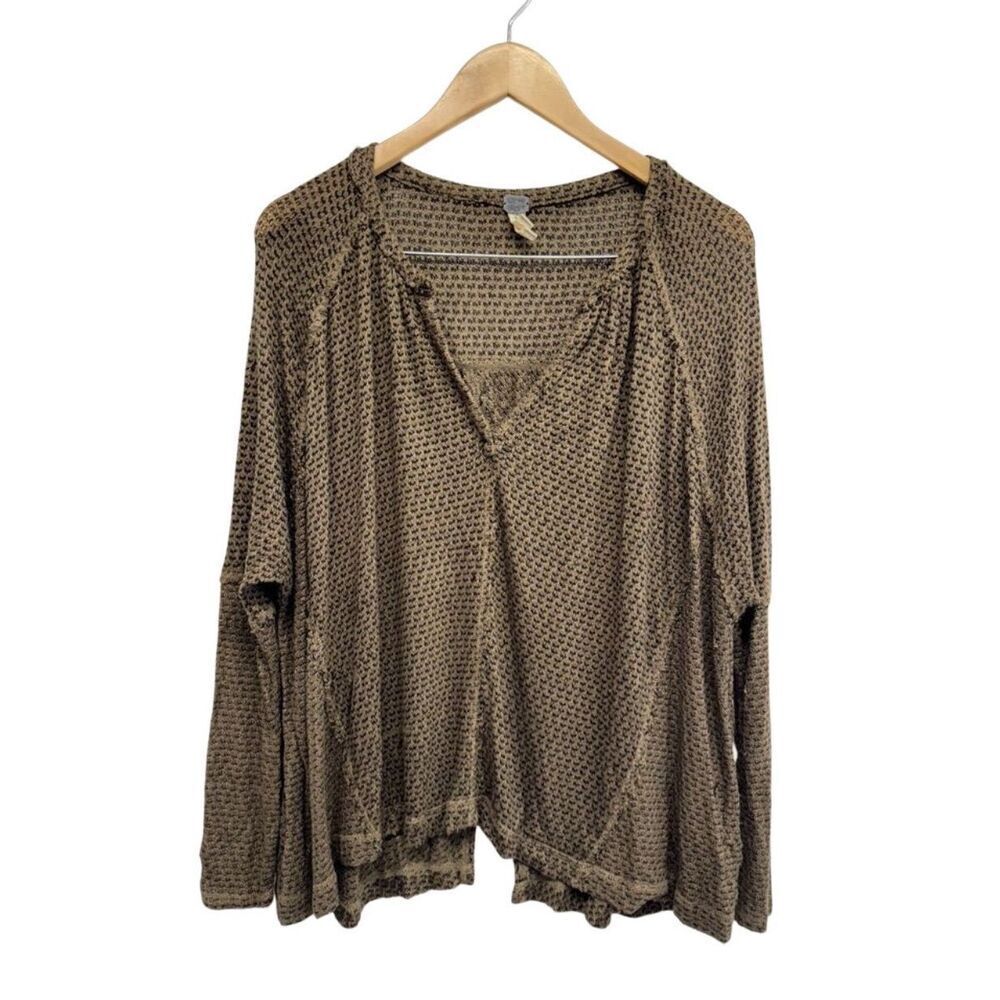 We The Free Knit Oversized Sweater Size Extra Small V Neck Tan Black Slouchy